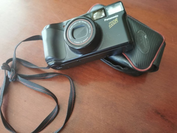 PANASONIC C 2000 ZM mit Tasche