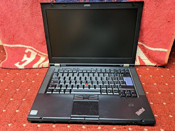 Laptop i5 / 320 GB/ 14