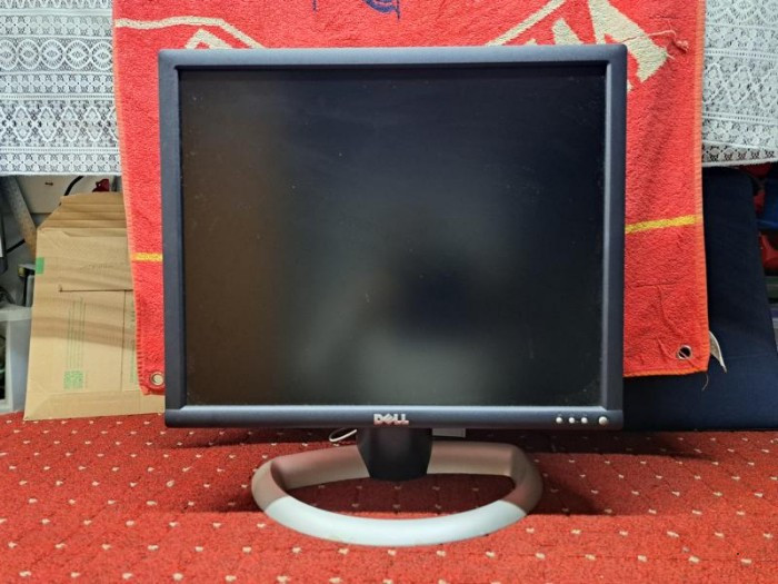 19 Monitor mit Garantie